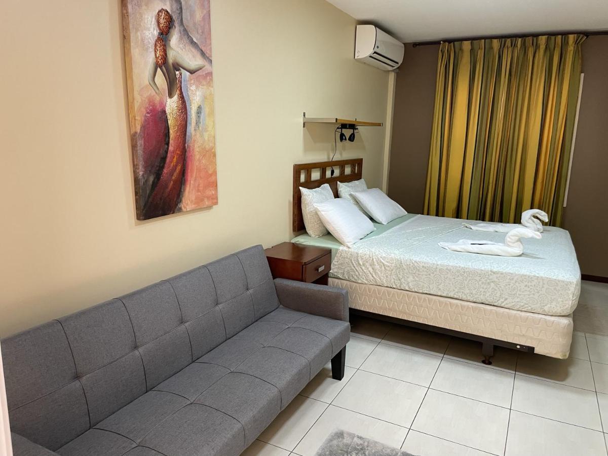 פרמריבו 101 Suites מראה חיצוני תמונה