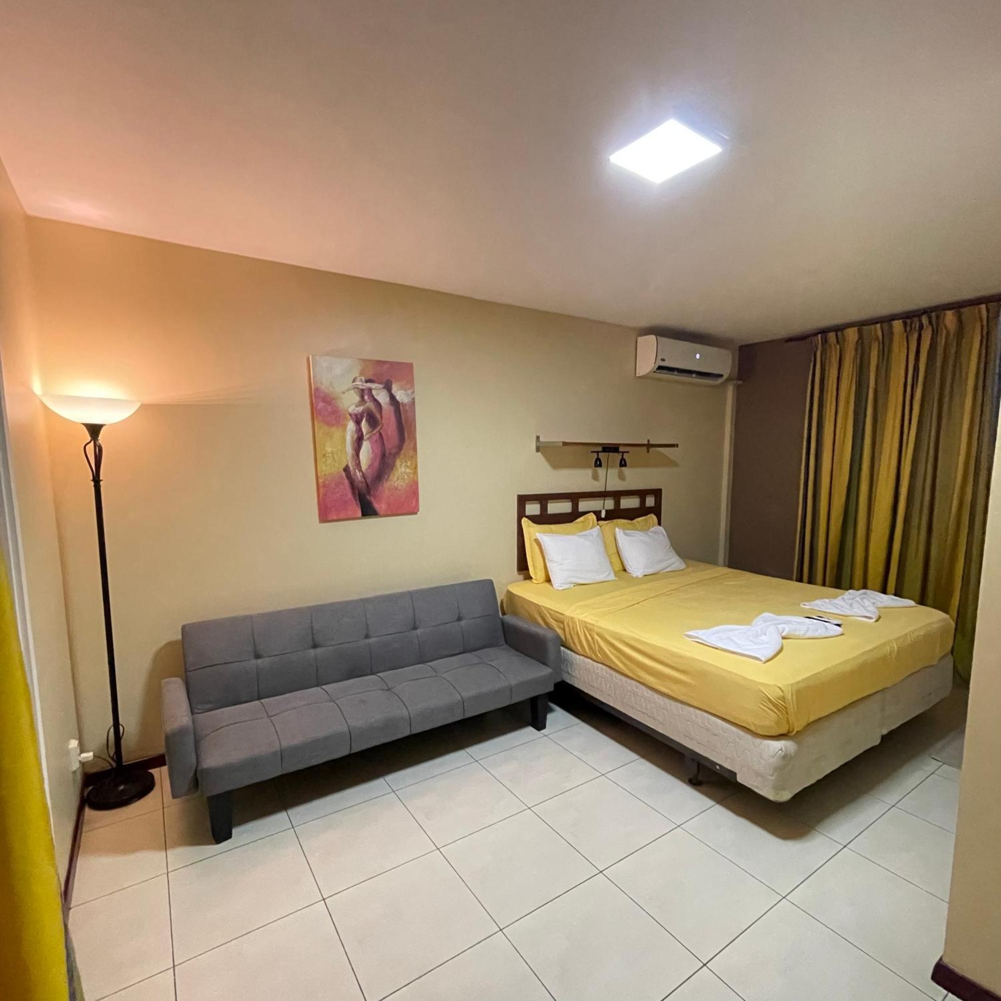 פרמריבו 101 Suites מראה חיצוני תמונה